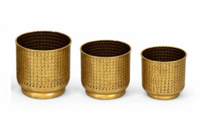 CJ. 3 VASOS EM METAL